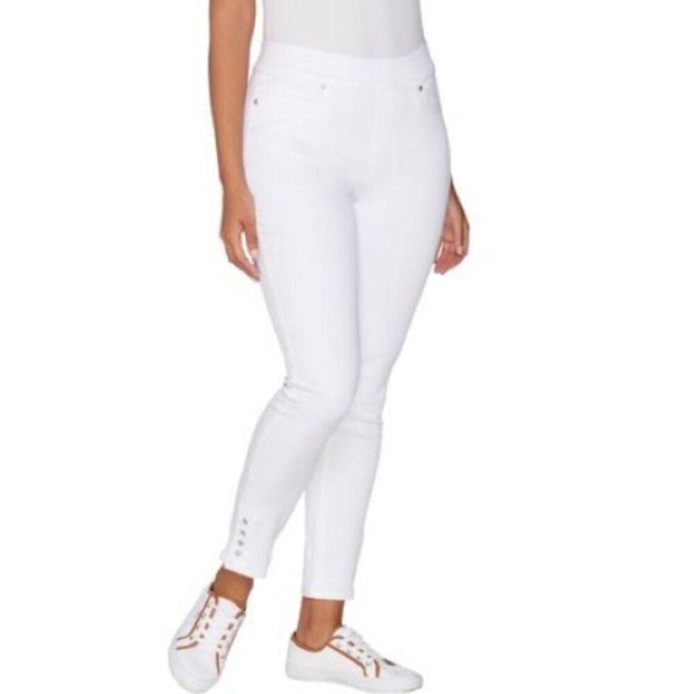 NWOT Martha Stewart Regular Knit Denim Pull On Jeans | Size 14